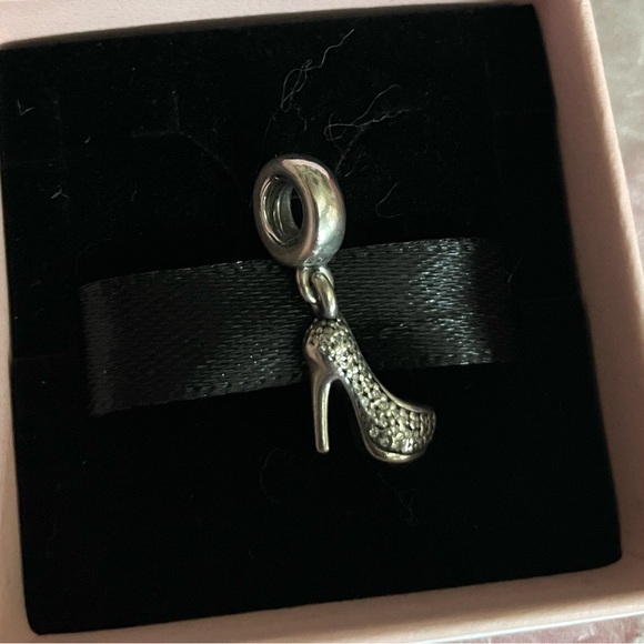 Pandora Stiletto Charm - Picture 1 of 2